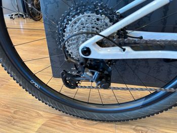Used Orba ozi m-pro 2025 Custom Shimano Deore XT 2025 Mountainbike, Blue — image 3 of 6