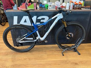 Used Orba ozi m-pro 2025 Custom Shimano Deore XT 2025 MTB