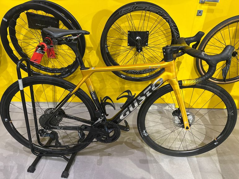 Tweedehands Gusto Custom Shimano 105 Di2 2025 Road & Gravel — afbeelding 2 van 6
