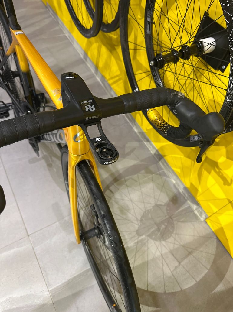 Tweedehands Gusto Custom Shimano 105 Di2 2025 Road & Gravel — afbeelding 4 van 6