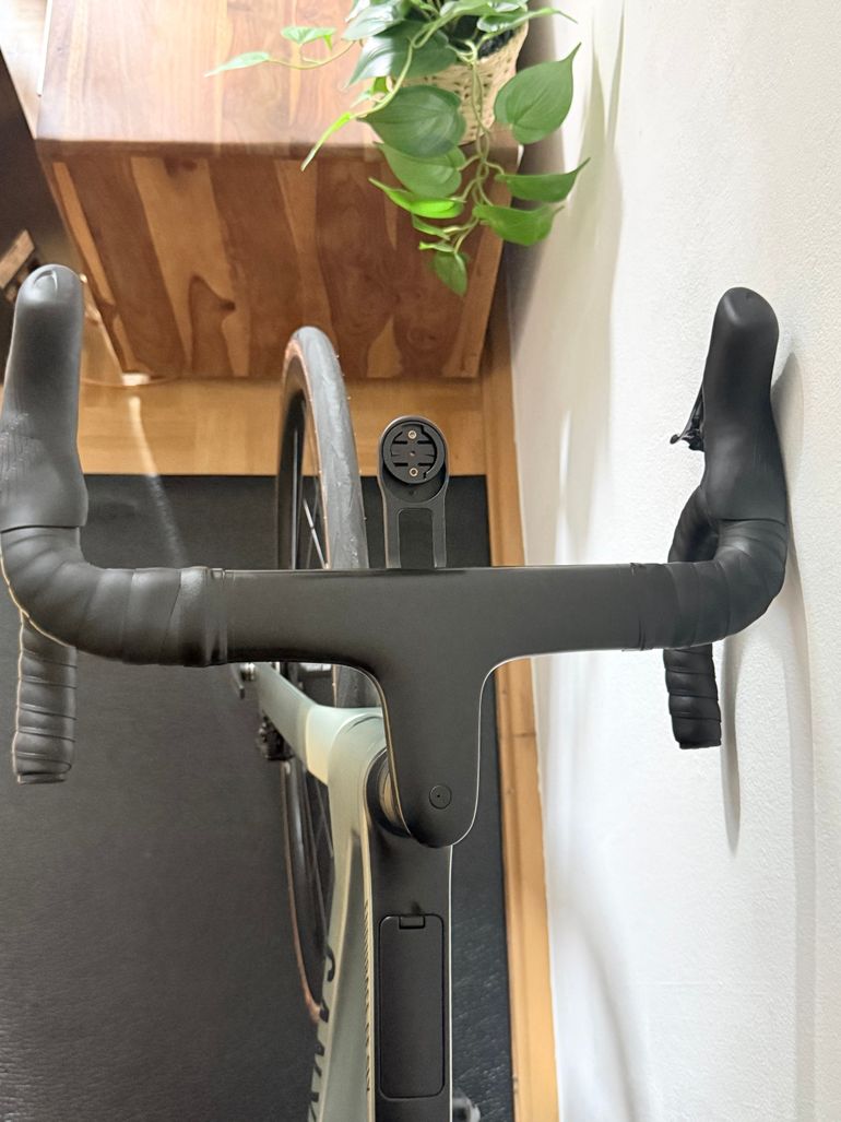 Used Canyon Endurace CF SLX 8 Di2 2025 Road & Gravel, Green — image 23 of 27
