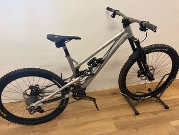 Używany Reichmann Custom Shimano Saint 2024 Mountainbike — zdjęcie 3 z 15