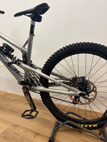 Używany Reichmann Custom Shimano Saint 2024 Mountainbike — zdjęcie 8 z 15