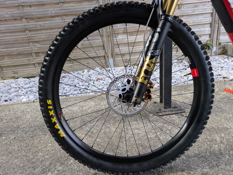 Tweedehands Santa Cruz 5010 S / Carbon C 2024 2024 Mountainbike — afbeelding 4 van 14