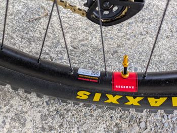 Tweedehands Santa Cruz 5010 S / Carbon C 2024 2024 Mountainbike — afbeelding 9 van 14
