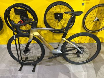 Brugt Pinarello Dogma Campagnolo Super Record EPS 2027 Road & Gravel — billede 6 af 6