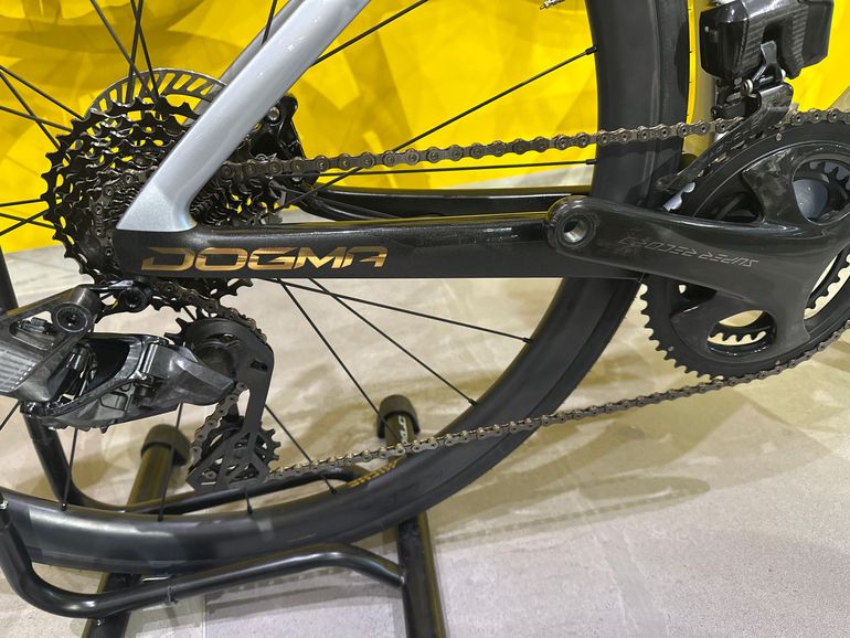 Used Pinarello Dogma Campagnolo Super Record EPS 2027 Road & Gravel, Orange — image 3 of 6
