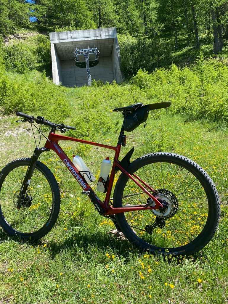 Used Cannondale Scalpel HT Carbon 2 2021 2021 Mountainbike, Red — image 4 of 8