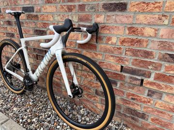 Factor Ostro gravel Custom Shimano GRX 2026 Road & Gravel usato, Bianco — immagine 2 di 12