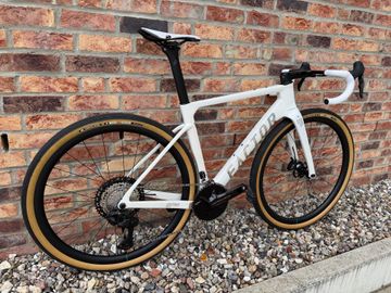 Factor Ostro gravel Custom Shimano GRX 2026 Road & Gravel usato, Bianco — immagine 3 di 12