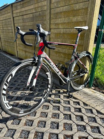 Used Atom6 Custom Shimano Ultegra Di2 2020 Road & Gravel, Black — image 2 of 11