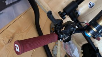 Used Wilson Davinci Custom Shimano GRX 2018 Mountainbike, Red — image 7 of 43