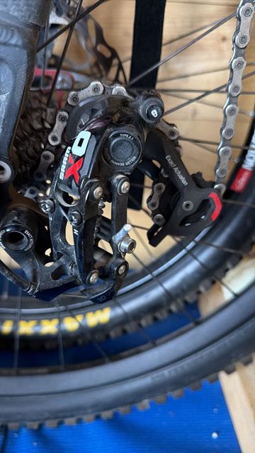 Used Wilson Davinci Custom Shimano GRX 2018 Mountainbike, Red — image 11 of 43