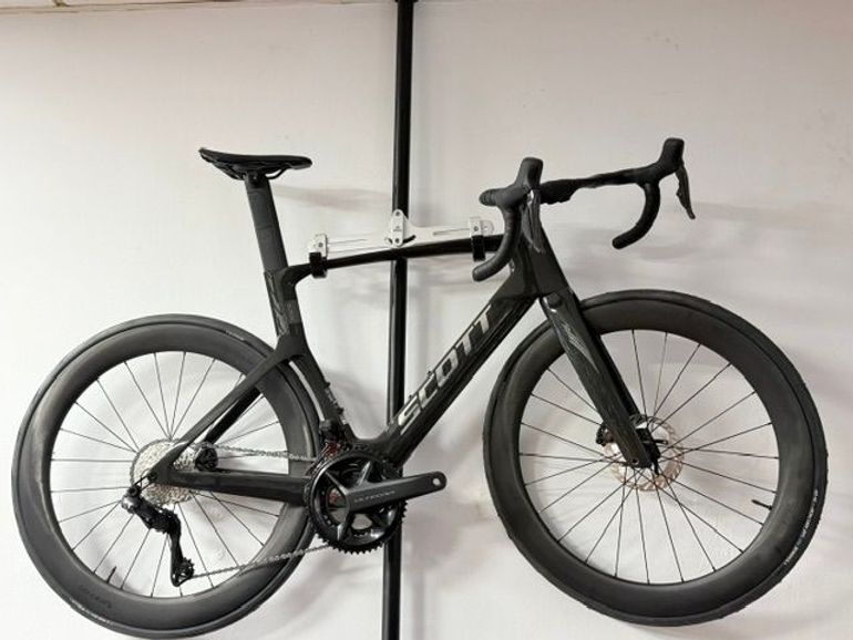 Scott Foil RC 10 2026 2026 Road & Gravel d'occasion — image 1 sur 4