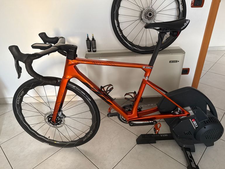 Gebrauchtes KTM REVELATOR ALTO MASTER 2025 2025 Road & Gravel, Orange — Bild 2 von 7