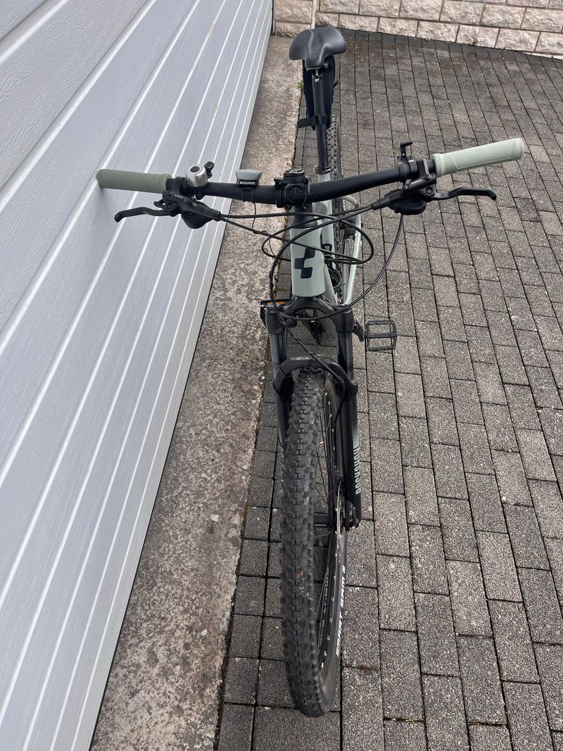 Used CUBE ATTENTION 2024 2024 Mountainbike, Green, 27.5, 29 — image 3 of 8