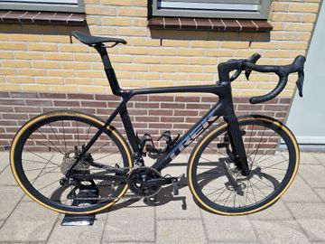 Trek Madone SL 6 Gen 8 2025 2025 Road & Gravel usato