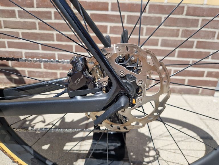 Used Trek Madone SL 6 Gen 8 2025 2025 Road & Gravel, Black — image 16 of 18