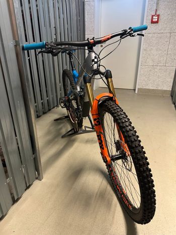 Used CUBE STEREO 150 C:62 SL 29 2021 2021 Mountainbike, Light Gray, 29 — image 3 of 5