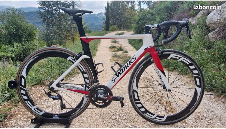 Tweedehands Specialized Men's S-Works Tarmac 2018 2018 Road & Gravel — afbeelding 1 van 3