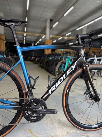 Used Ridley Fenix SL Disc - Shimano Ultegra 2x11sp 2023 2023 Road & Gravel, Black — image 9 of 22