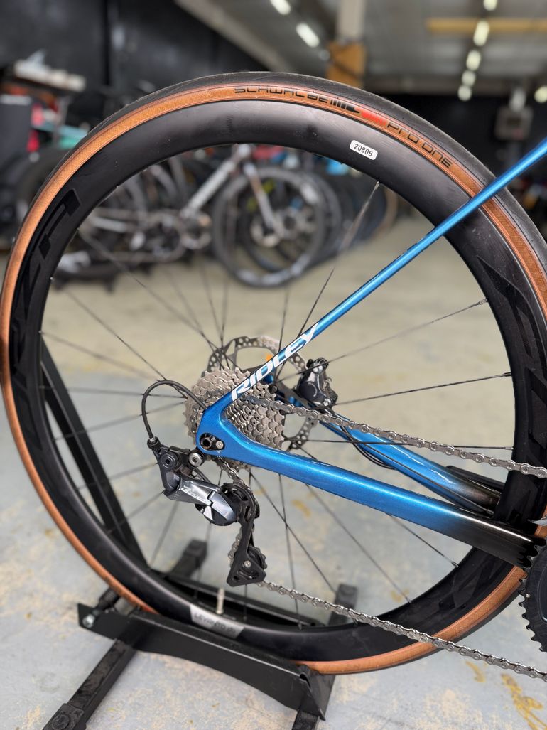 Used Ridley Fenix SL Disc - Shimano Ultegra 2x11sp 2023 2023 Road & Gravel, Black — image 7 of 22