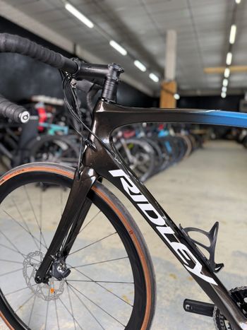 Used Ridley Fenix SL Disc - Shimano Ultegra 2x11sp 2023 2023 Road & Gravel, Black — image 17 of 22