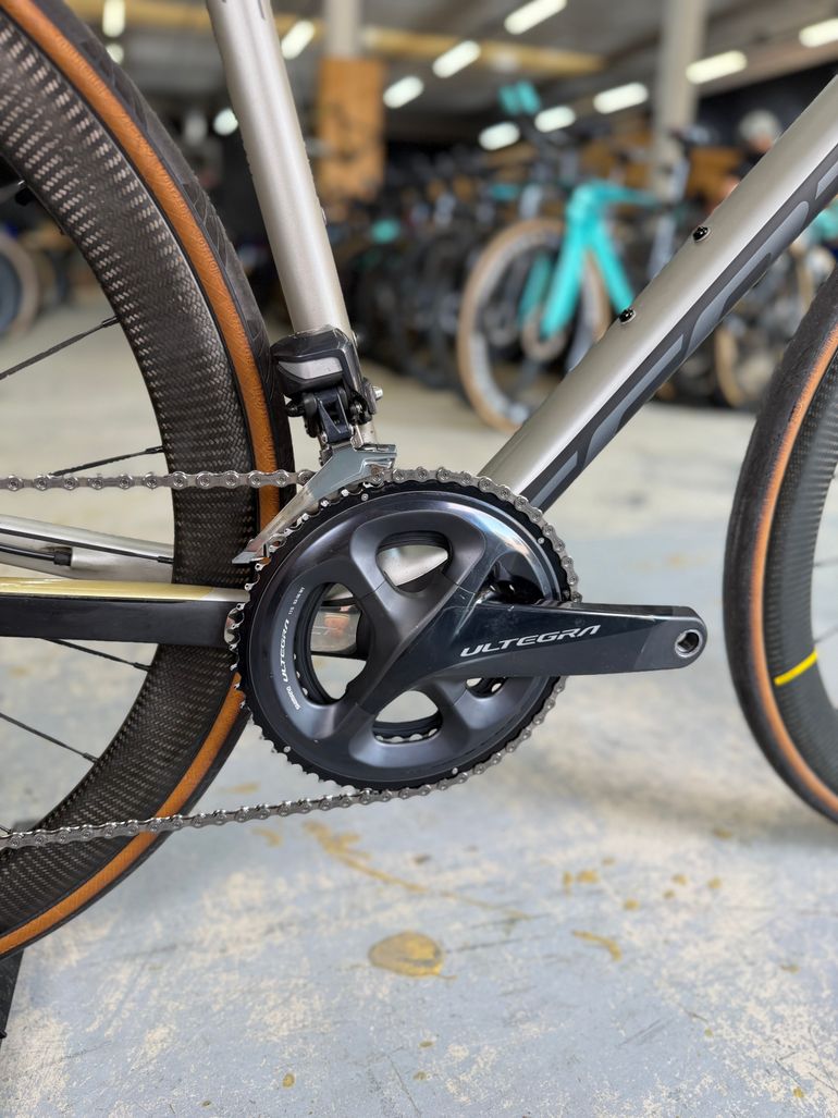 Used Scott Addict RC15 Di2 Carbon 2019 Road & Gravel, Black — image 9 of 22