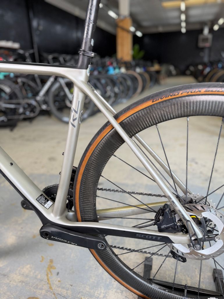 Used Scott Addict RC15 Di2 Carbon 2019 Road & Gravel, Black — image 20 of 22