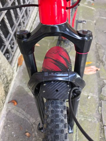 Used Trek Procaliber 9.5 2022 2022 Mountainbike, Red, 29 — image 4 of 5