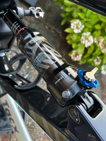 Canyon Spectral 29 CF 9 2021 2021 Mountainbike usato, Nero — immagine 11 di 16