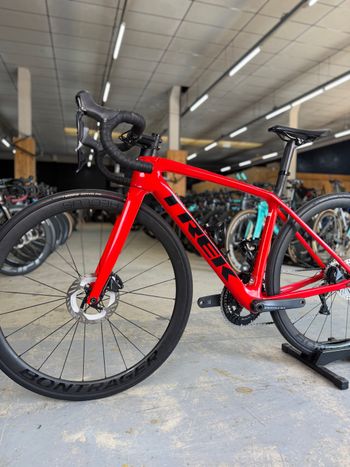 Used Trek Émonda SL 7 2021 2021 Road & Gravel, Red — image 14 of 20