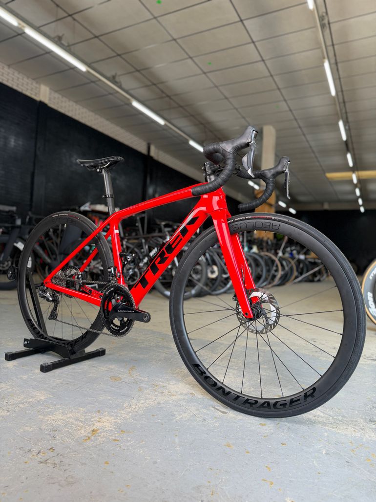 Used Trek Émonda SL 7 2021 2021 Road & Gravel, Red — image 2 of 20