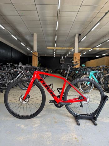 Used Trek Émonda SL 7 2021 2021 Road & Gravel, Red — image 13 of 20