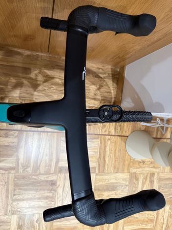 Used Bianchi Impulso RC GRX 825 DI2 2025 2025 Road & Gravel, Blue — image 9 of 10