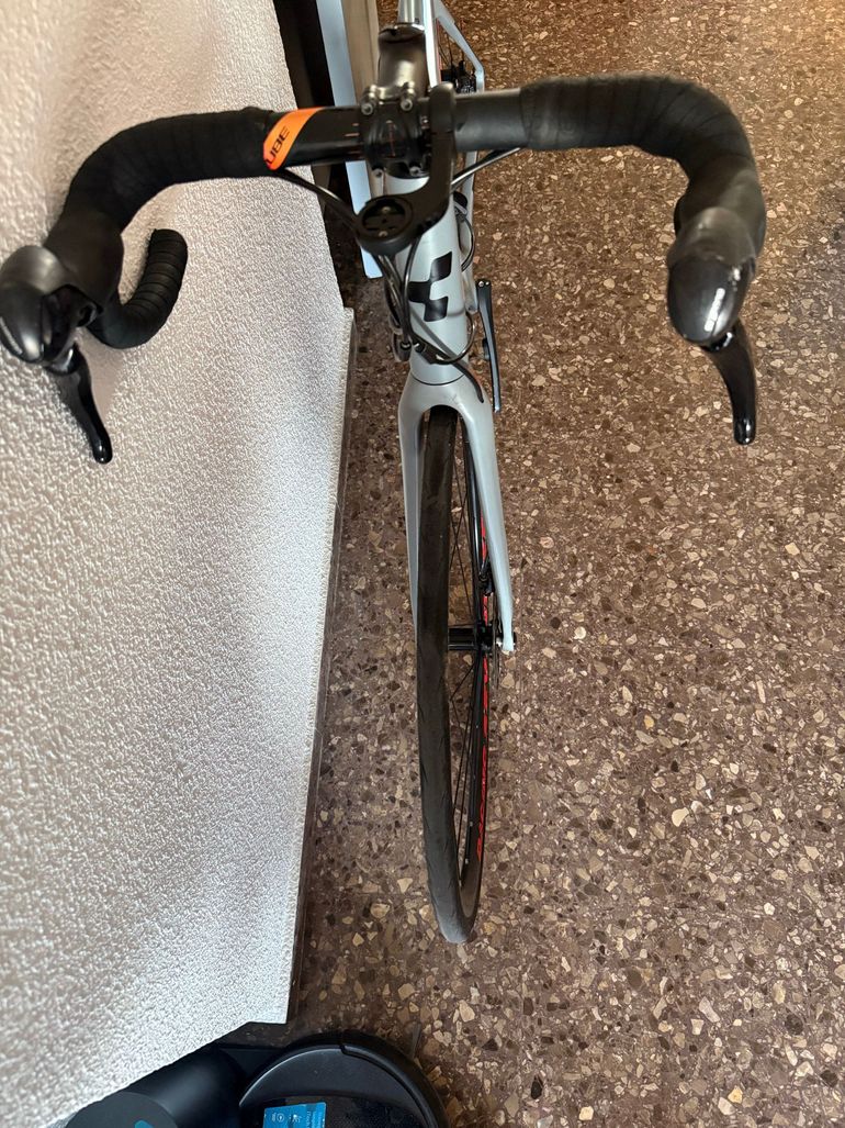 Gebrauchtes CUBE Attain Shimano 105 2016 Road & Gravel, Hellgrau — Bild 6 von 8