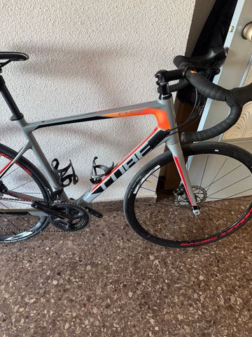 Tweedehands CUBE Attain Shimano 105 2016 Road & Gravel — afbeelding 3 van 8