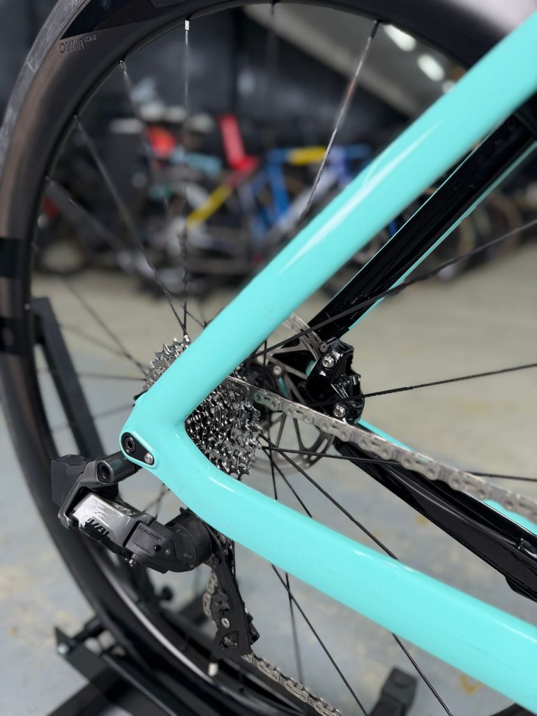 Used Bianchi Aria AXS Carbon 2023 Road & Gravel, Blue — image 10 of 27