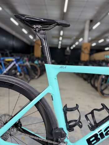 Used Bianchi Aria AXS Carbon 2023 Road & Gravel, Blue — image 8 of 27