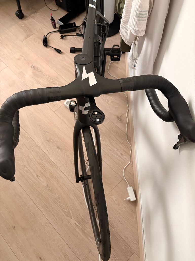Used CUBE LITENING AIR C:68X, RACE 2025 2025 Road & Gravel, Black — image 4 of 5