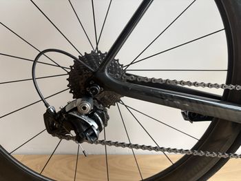 Used Canyon CF Ultimate SLX 9.0 Swiss Edition 2016 Road & Gravel, Black — image 4 of 10