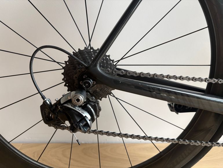 Used Canyon CF Ultimate SLX 9.0 Swiss Edition 2016 Road & Gravel, Black — image 4 of 10