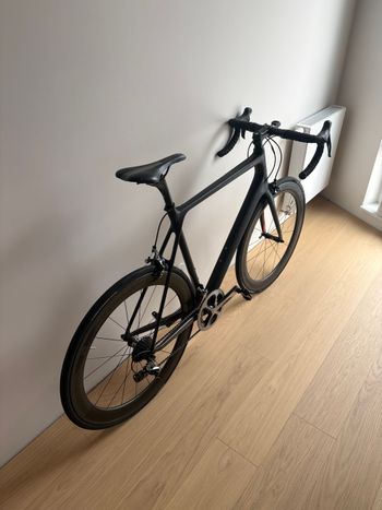 Used Canyon CF Ultimate SLX 9.0 Swiss Edition 2016 Road & Gravel, Black — image 5 of 10