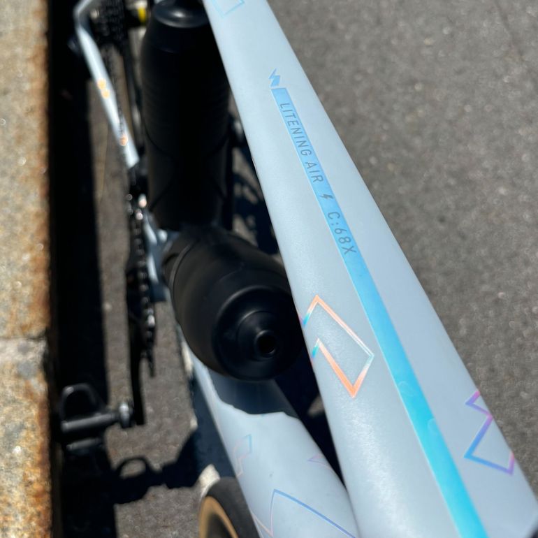 Used CUBE LITENING AIR C:68X SLT 2024 2024 Road & Gravel, White — image 3 of 12