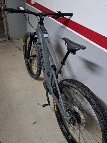 Tweedehands Focus THRON² 6.7 2020 Mountainbike — afbeelding 2 van 6