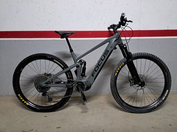 Used Focus THRON² 6.7 2020 Mountainbike, Light Gray — image 5 of 6