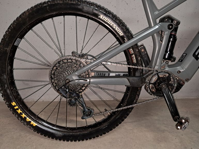 Used Focus THRON² 6.7 2020 Mountainbike, Light Gray — image 3 of 6