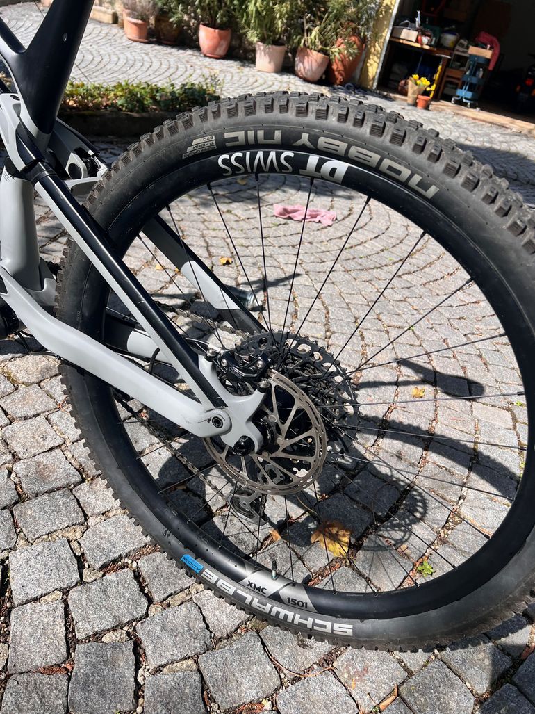 Used Canyon Neuron CF 9 SL 2021 2021 Mountainbike, Light Gray, 27.5, 29 — image 4 of 8