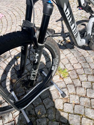 Used Canyon Neuron CF 9 SL 2021 2021 Mountainbike, Light Gray, 27.5, 29 — image 8 of 8