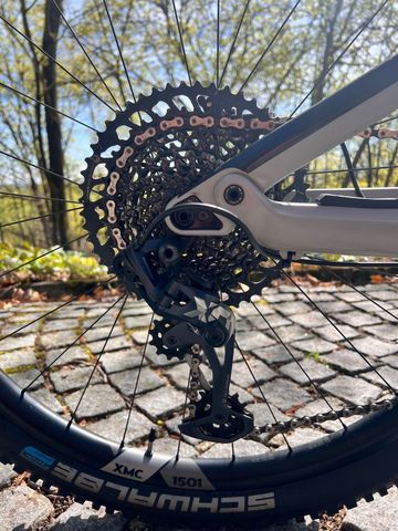 Used Canyon Neuron CF 9 SL 2021 2021 Mountainbike, Light Gray, 27.5, 29 — image 3 of 8
